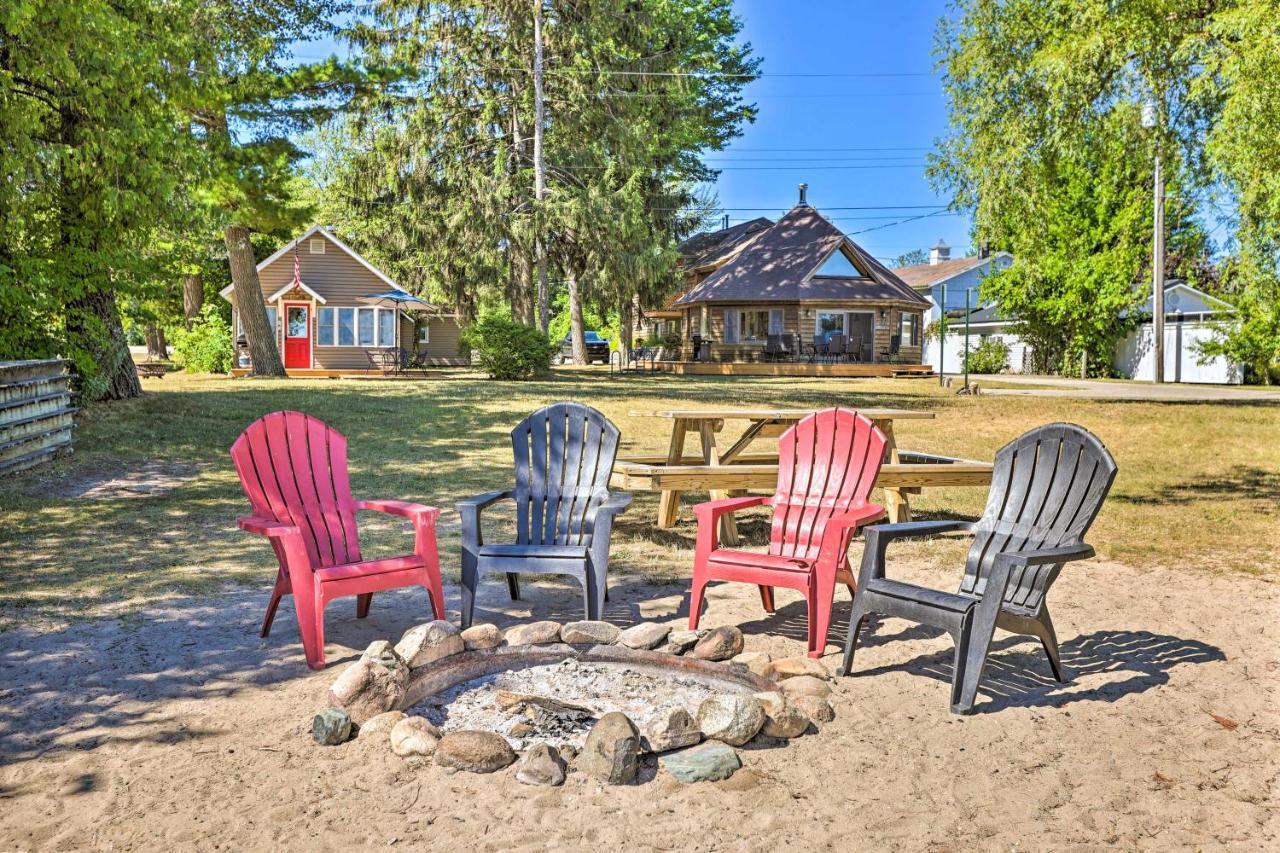Quaint Studio With Shared Beach Walk To Suttons Bay Esterno foto